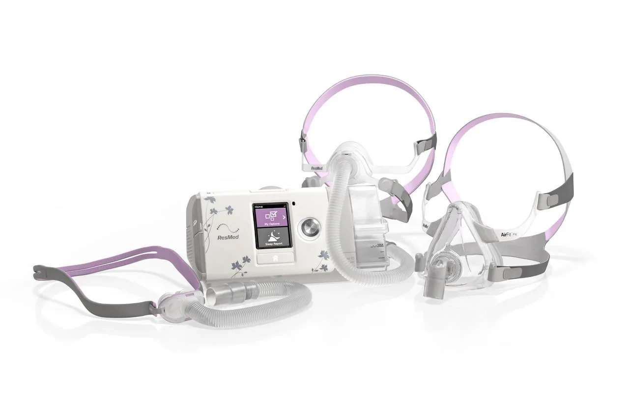 AirSense 10 AutoSet for Her ResMed com diferentes máscaras para CPAP